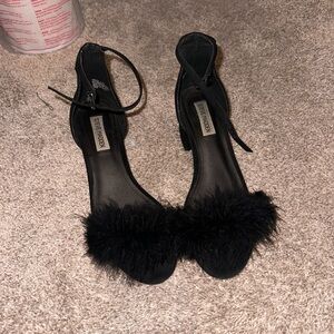 Steve Madden fur kitten heels size 7.5